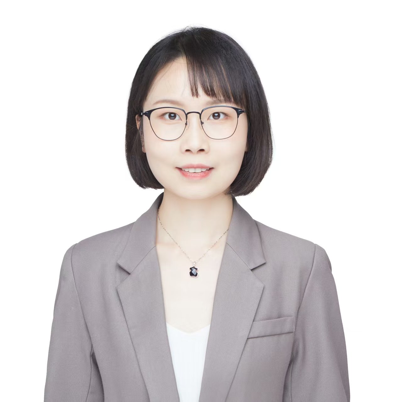 复审等多环节严格遴选